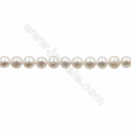 Perles culturelles perles d'eau douce blanche ronde sur fil  Taille 5~5.5mm  trou 0.7mm  x1fil 15~16"