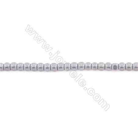 Hématite de galvanoplastie Perle carrée mate sur fil  Taille 2x2mm trou0.8mm Environ 200perles/fil 15~16"