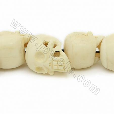Perles blanche en os de boeuf tête de mort sur fil Taille 25x30mm trou 1~2mm 17pcs/fil