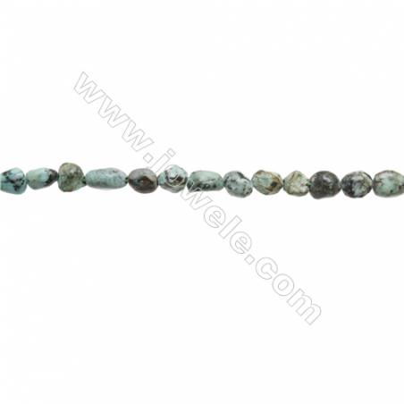 Perles Turquoise africaine en forme irrégulière sur fil Taille 4~6mm x6~11mm trou 1mm x1fil 15~16"