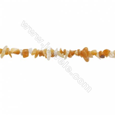 Jade jaune en forme de chips sur fil  Taille 4~8x5~14mm trou 0.8mm x1fil Environ 31~32"