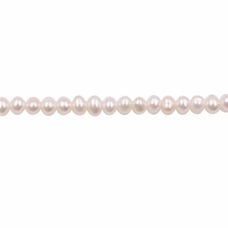 Perles culturelles perles d'eau douce blanche sur fil  Taille 4~4.5mm  trou 0.4mm  x1fil 15~16"