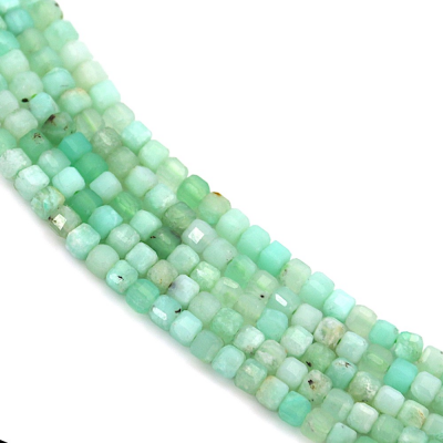 Chrysoprase Faceted Square 2mm Hole0.7mm 39-40cm/Strand