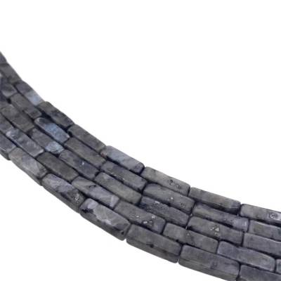 黑閃光石串珠 長方體 尺寸4x13毫米 孔徑0.8毫米 長度39-40厘米/條