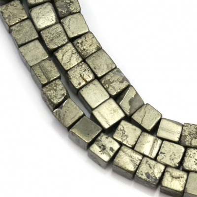 黃銅礦串珠 正方體 尺寸4x4毫米 孔徑0.8毫米 長度39-40厘米/條