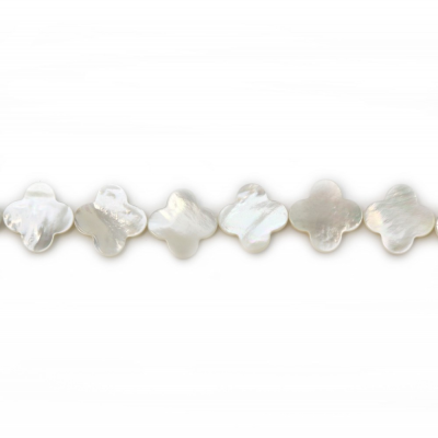 Fil de perles de nacre blanche fleur à quatre feuilles, Diamètre 18 mm, Trou 0.8 mm, environ 22 perles / Fil 15 ~ 16 "
