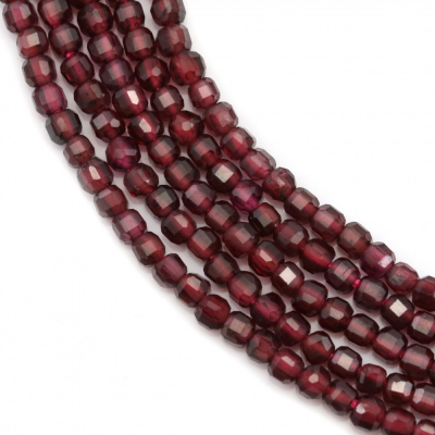 Garnet Faceted Cube Size2mm Hole0.6mm 39-40cm/Strand